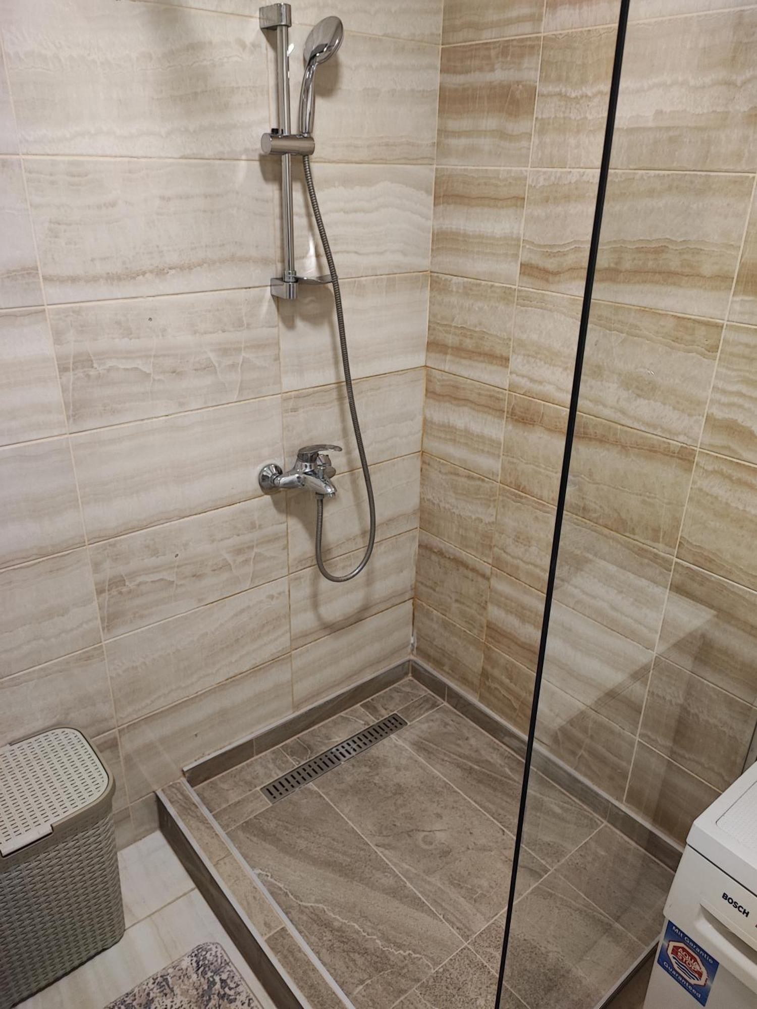 S&D Apartman Lukavica Bagian luar foto
